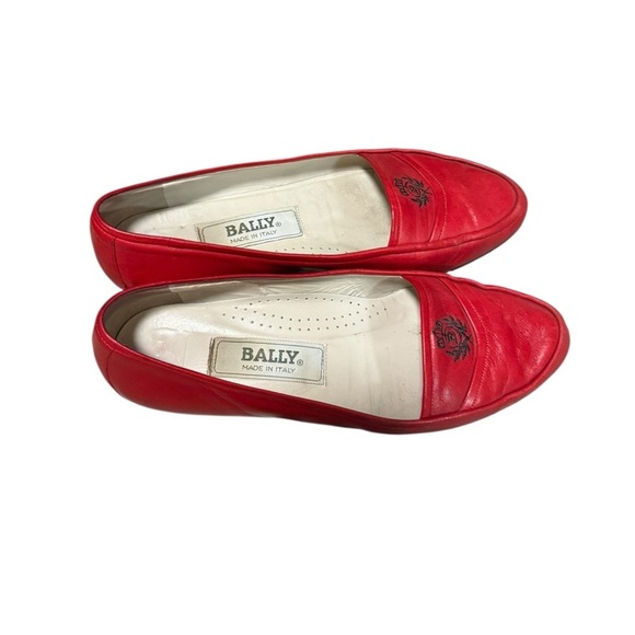 Bally Women's  Red Leather Flat Classic Loafers Size 7 With Box Preppy Logo - Picture 9 of 13